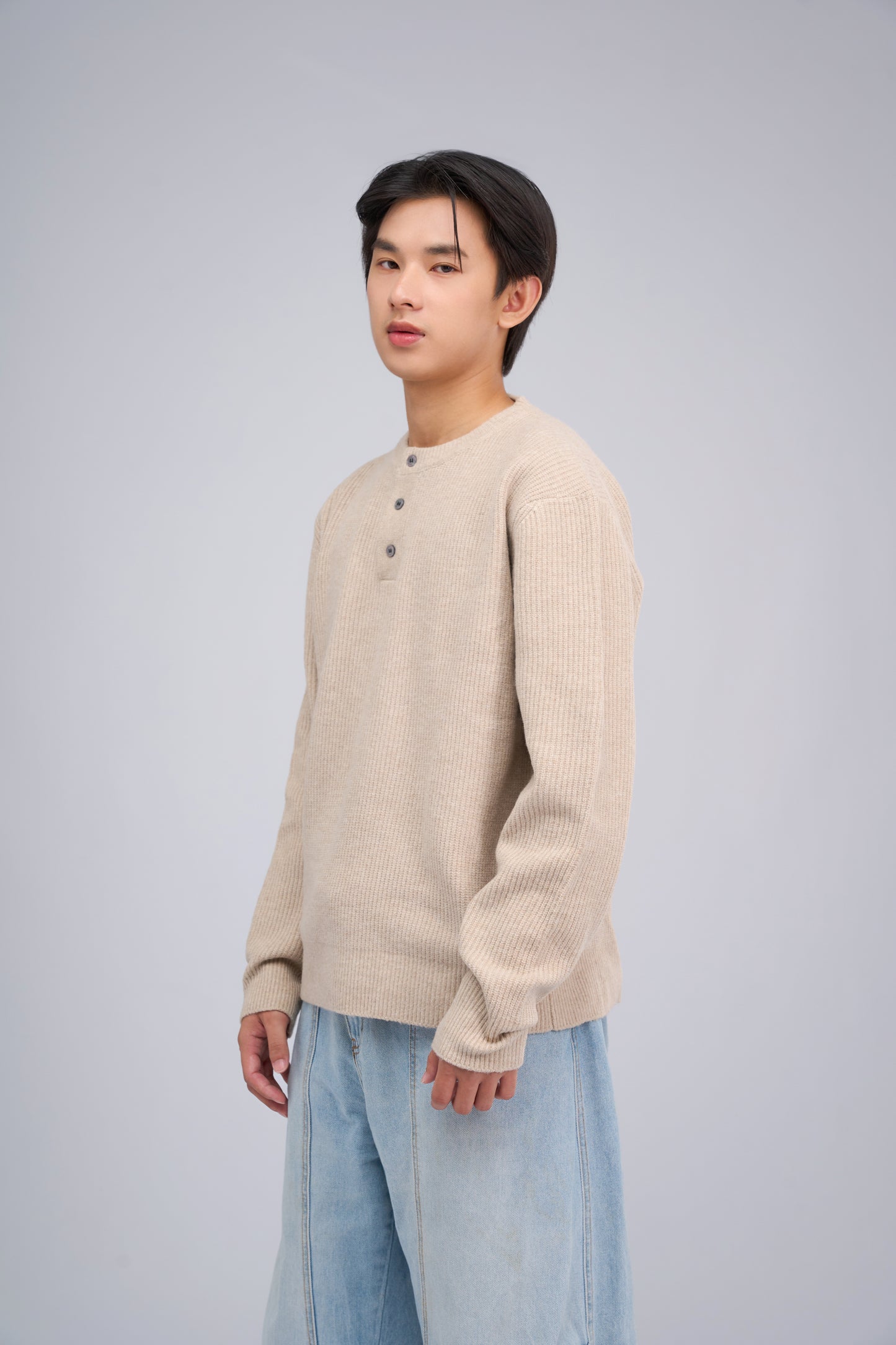 FILLIP J Warm Crew Neck Sweater