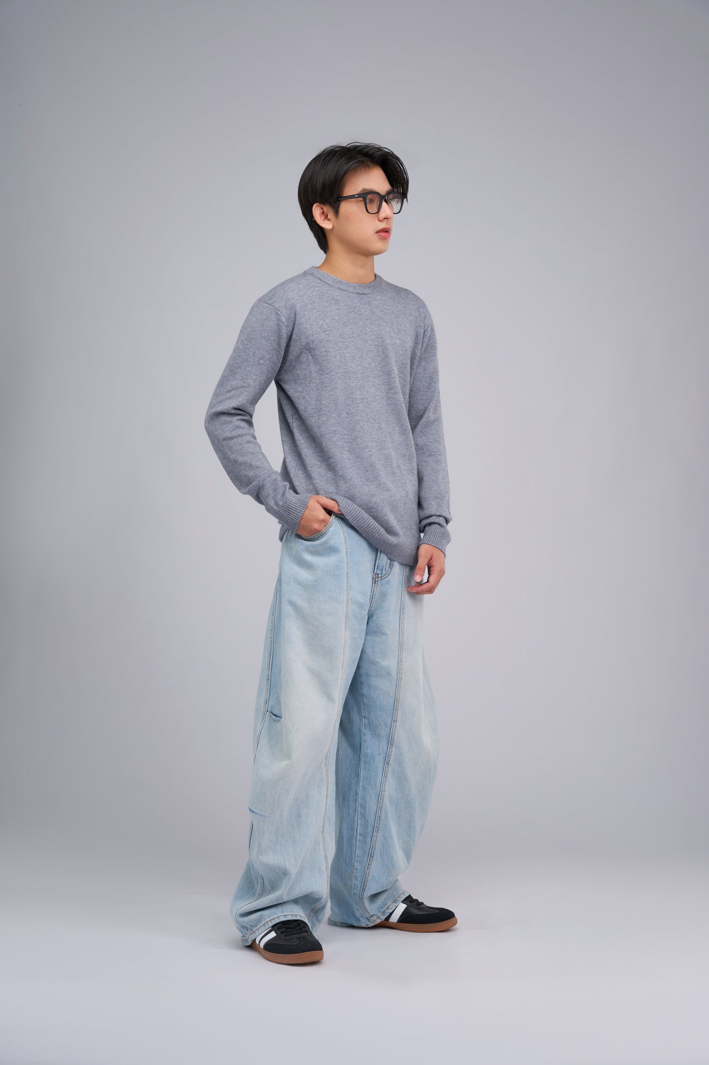 FILLIP J Washable Viscose Crew Neck Sweater